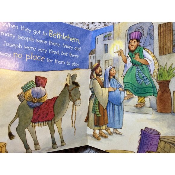 The Story of Christmas Board Book for Children - Picture 5 of 9